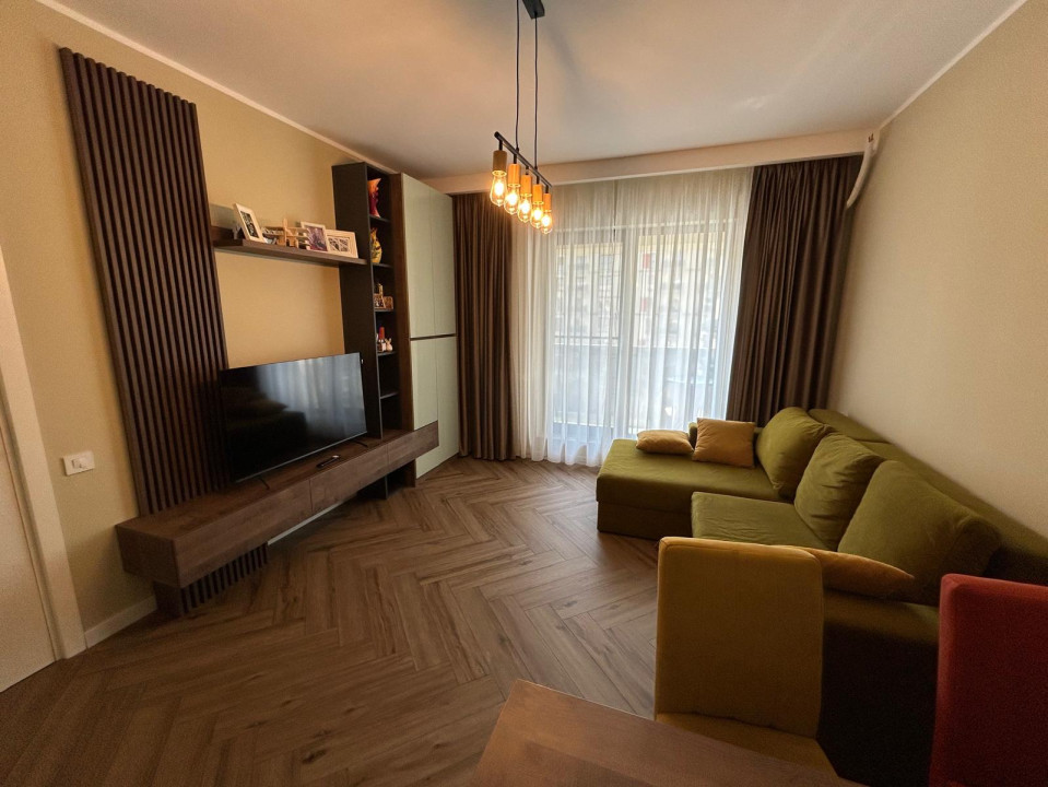 Apartament 3 camere -decomandat-zona Drumul Taberei/Plazza