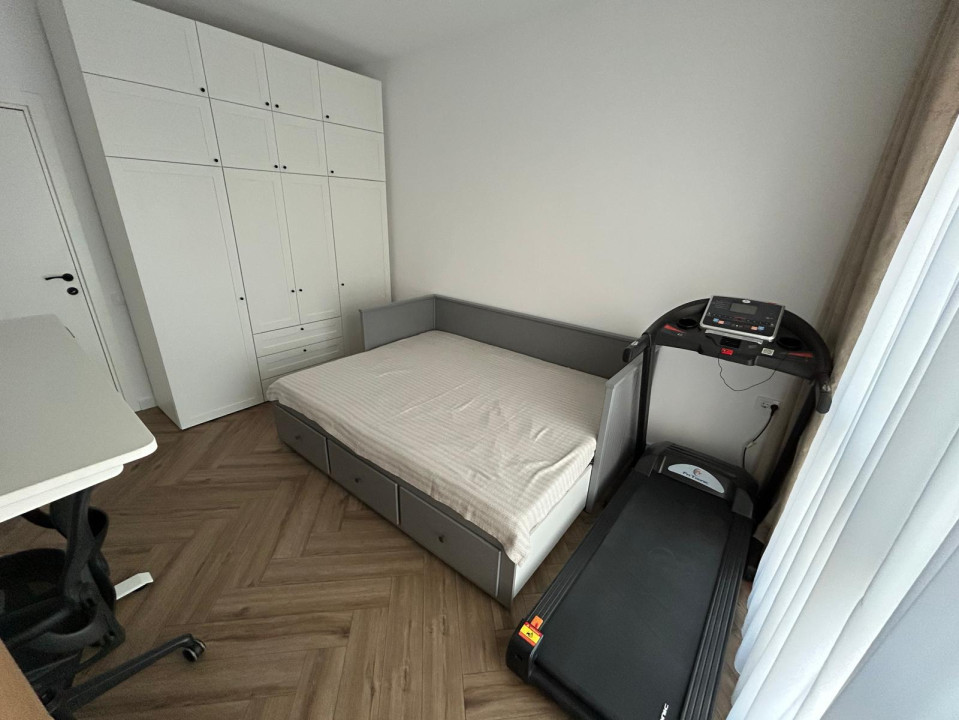 Apartament 3 camere -decomandat-zona Drumul Taberei/Plazza