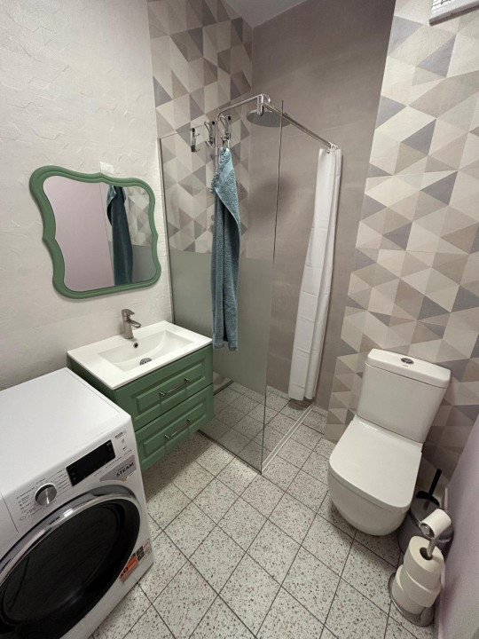 Apartament 3 camere -decomandat-zona Drumul Taberei/Plazza