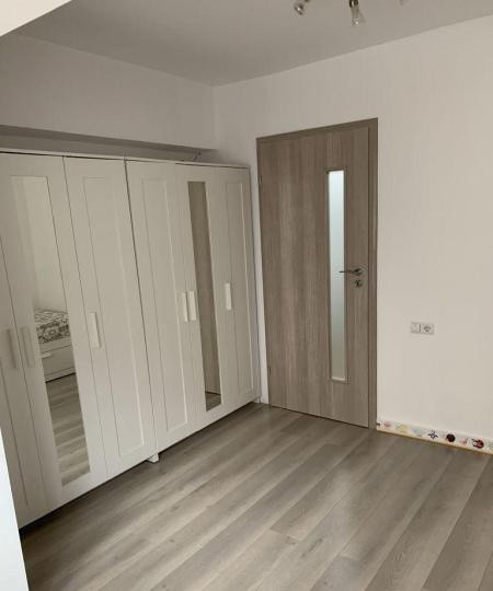 Apartament -3 camere -decomandat-Zona Margeanului-Petre Ispirescu