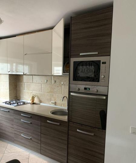 Apartament -3 camere -decomandat-Zona Margeanului-Petre Ispirescu