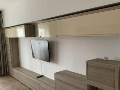 Apartament -3 camere -decomandat-Zona Margeanului-Petre Ispirescu