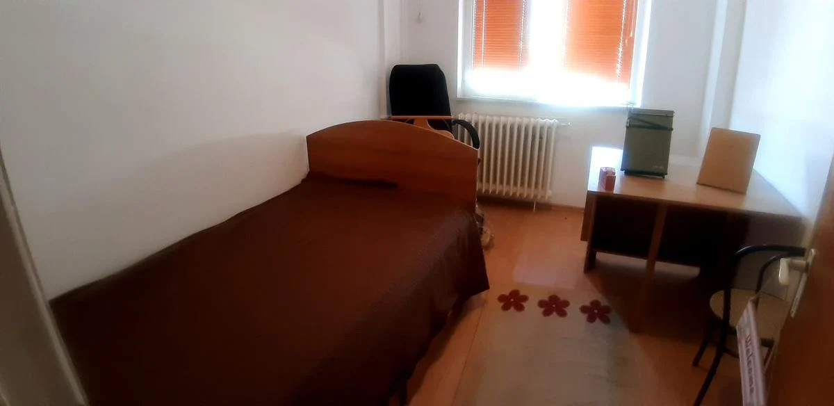 Apartament-3-camere-SINCAI-LA-5-MINUTE-DE-METROU