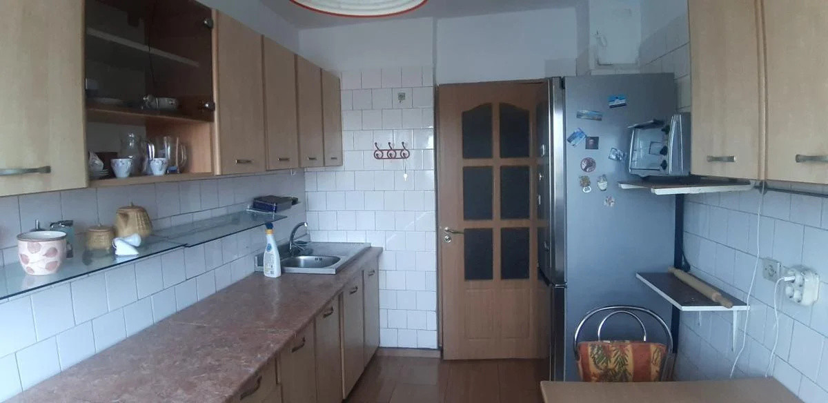 Apartament-3-camere-SINCAI-LA-5-MINUTE-DE-METROU