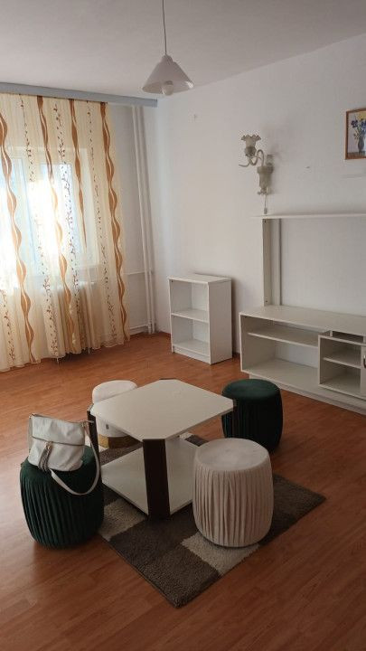 Apartament 3 camere decomandat Brancoveanu-Lamotesti