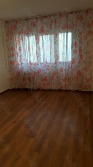 Apartament -2 camere -decomandat-Zona Rahova