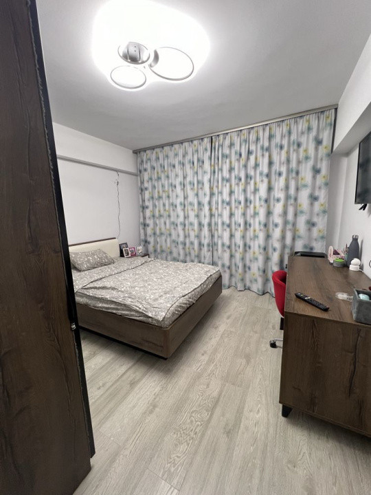 APARTAMENT 4 CAMERE,SEBASTIAN-PARC
