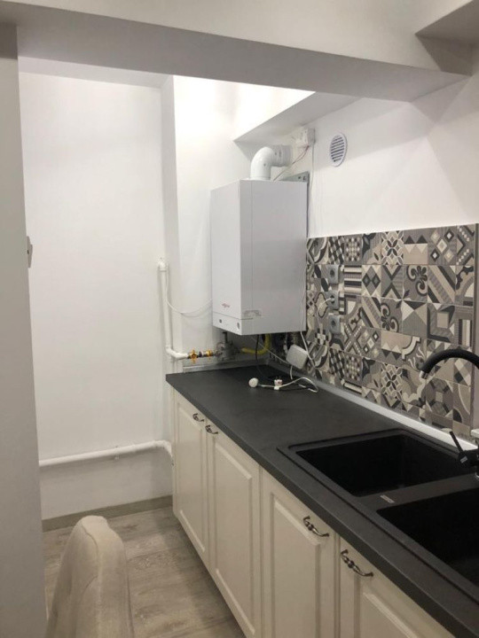 APARTAMENT 4 CAMERE,SEBASTIAN-PARC