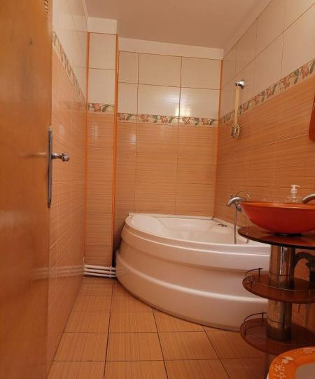 APARTAMENT 3 CAMERE SEBASTIAN PARC