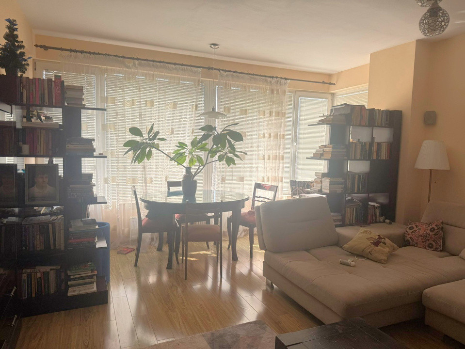 Apartament 4 camere + parcare+ boxa -zona Panduri/ Progresului