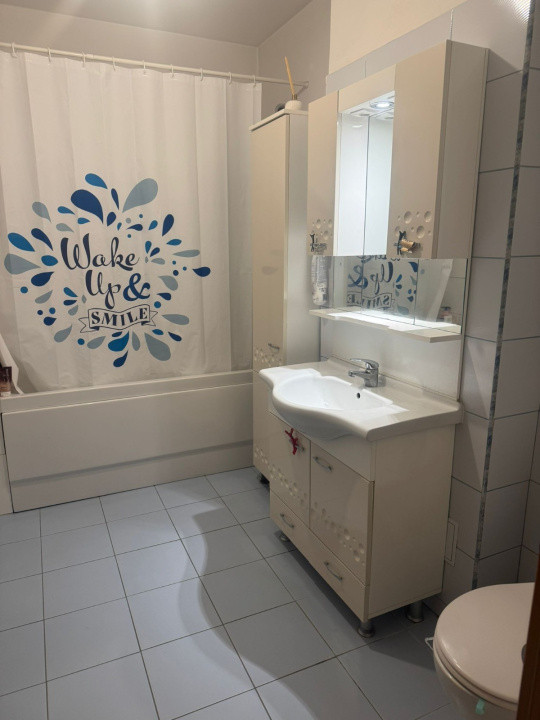 Apartament 4 camere + parcare+ boxa -zona Panduri/ Progresului