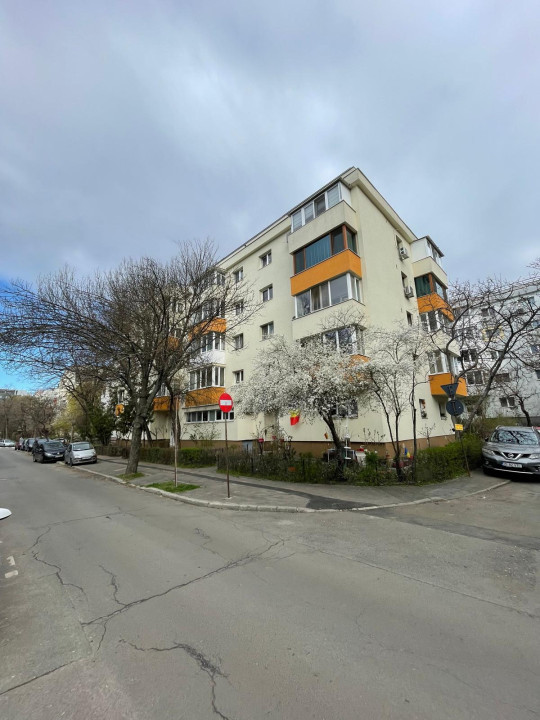 APARTAMENT 4 CAMERE Baneasa-Herastrau