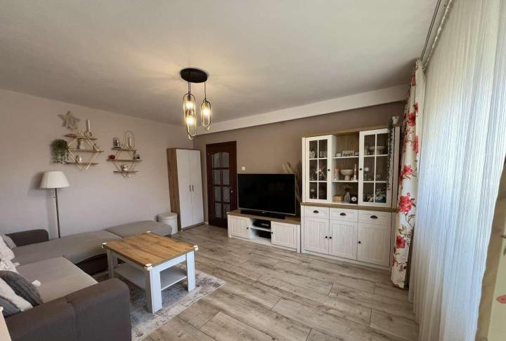 APARTAMENT 3 CAMERE TRAFIC GREU -LIBERTY MALL