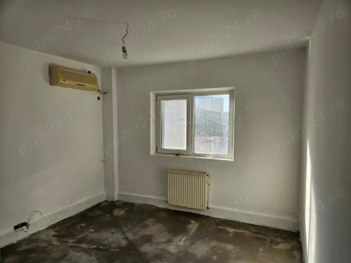 APARTAMENT 4 CAMERE TRAFIC GREU-NASUD