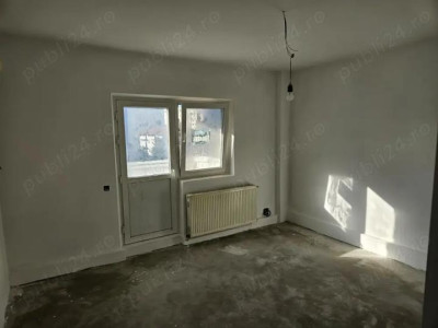 APARTAMENT 4 CAMERE TRAFIC GREU-NASUD