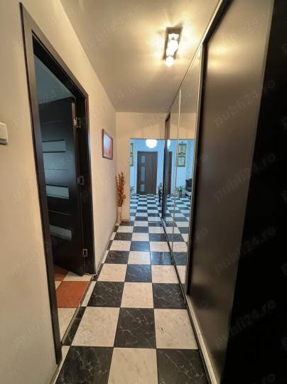 APARTAMENT 4 camere,SEBASTIAN-VULCAN CENTER
