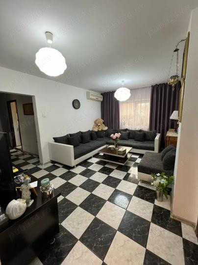 APARTAMENT 4 camere,SEBASTIAN-VULCAN CENTER