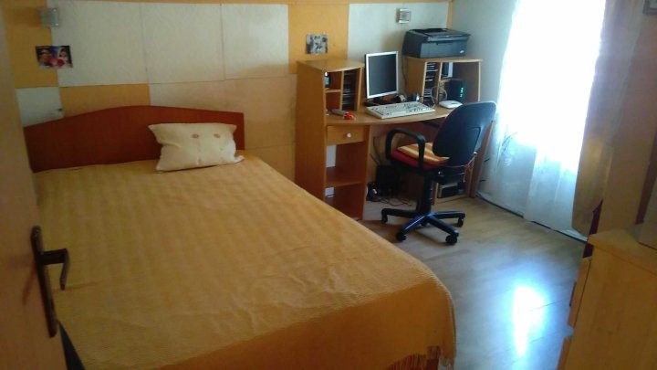 Casa Rahova -Chirigiu