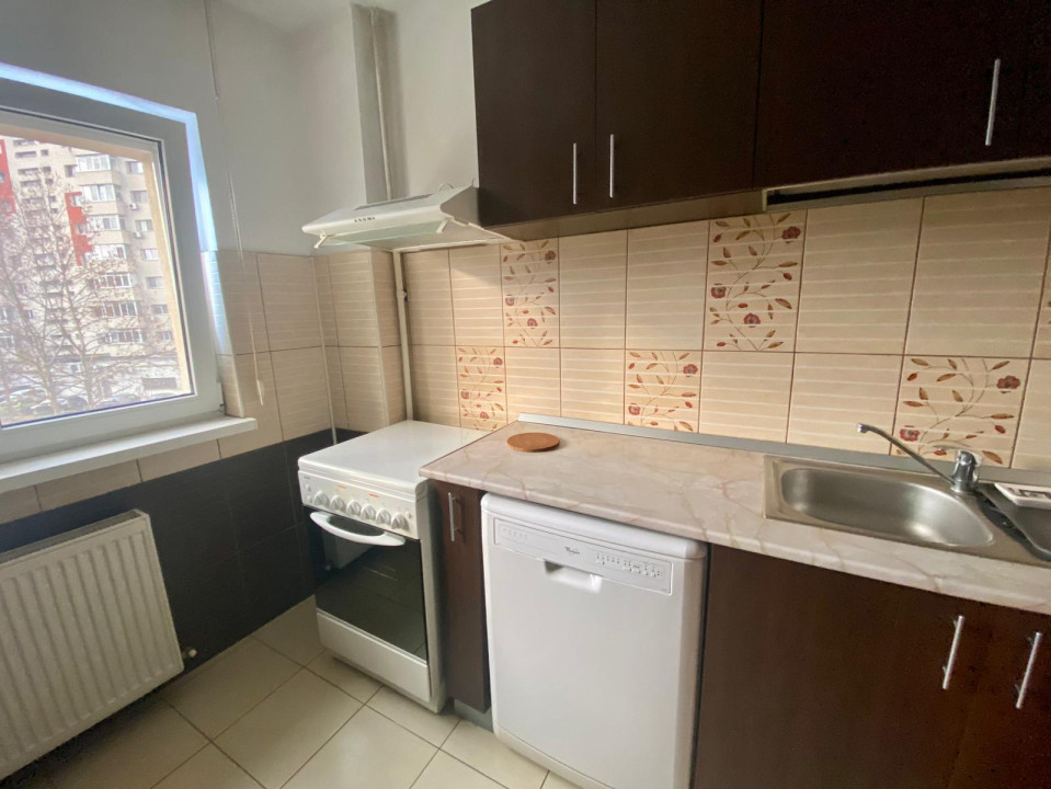 Apartament 2 camere metrou Vis a vis de Oraselul Copiilor-bloc anvelopat