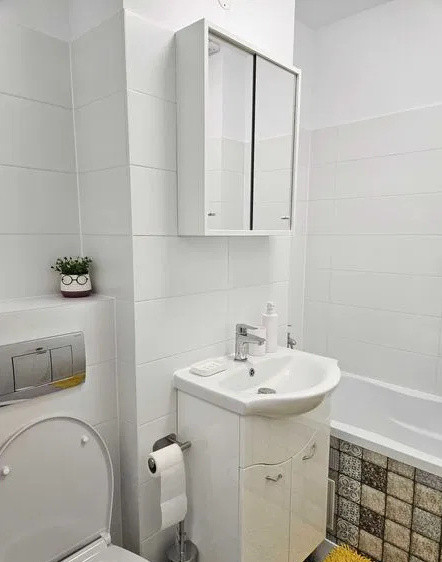 Inchiriere apartament 2 camere Militari-Apusului | Centrala Proprie 