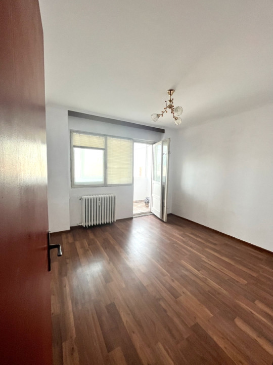 Apartament 3 camere - BLOC ANVELOPAT - zona ALEXANDRU OBREGIA 