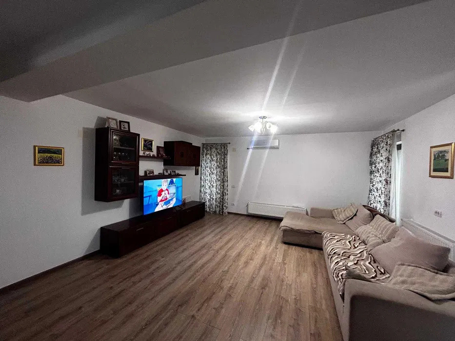 Inchiriere casa/vila Bragadiru | Parcare