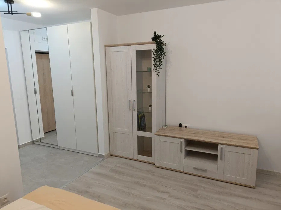 Garsoniera Hils Pallady | Parcare | Metrou 