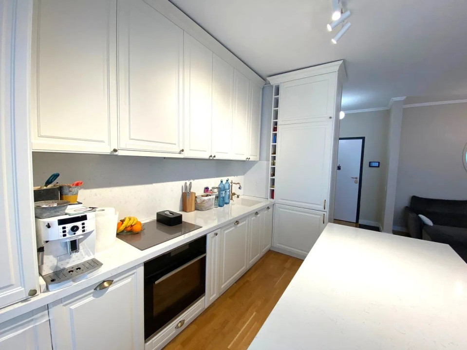 Apartament 4 camere-decomandat-zona Fizicienilor /Nicolae Grigorescu