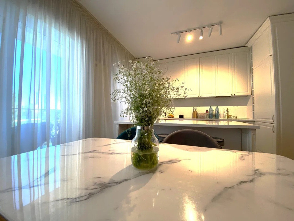 Apartament 4 camere-decomandat-zona Fizicienilor /Nicolae Grigorescu
