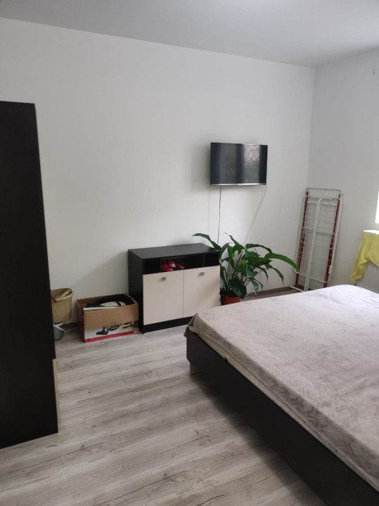 Apartament 3 camere + gradina   - centrala proprie -zona Cotroceni