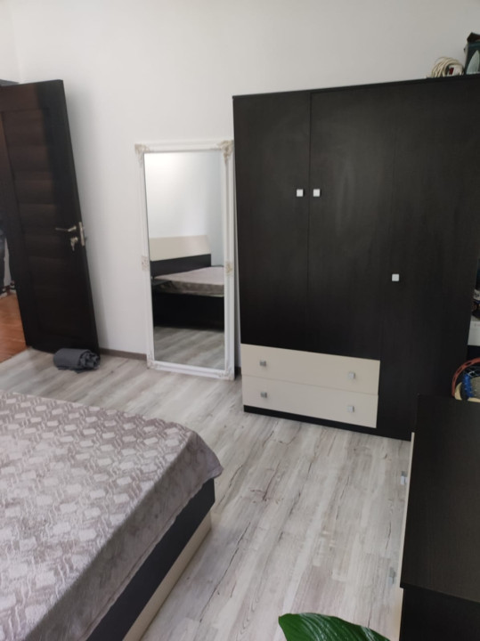 Apartament 3 camere + gradina   - centrala proprie -zona Cotroceni