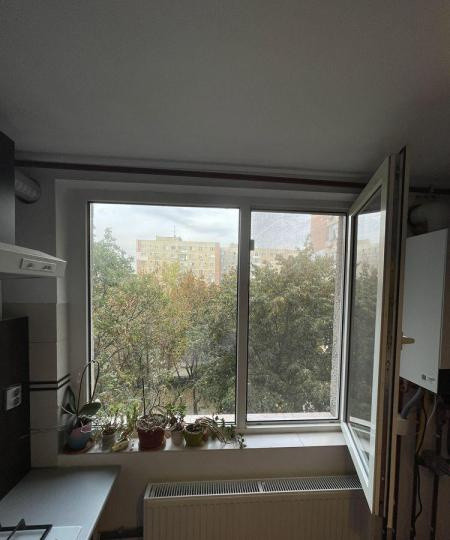 Apartament 3 camere- centrala proprie-zona Drumul Taberei / Parc Moghioros