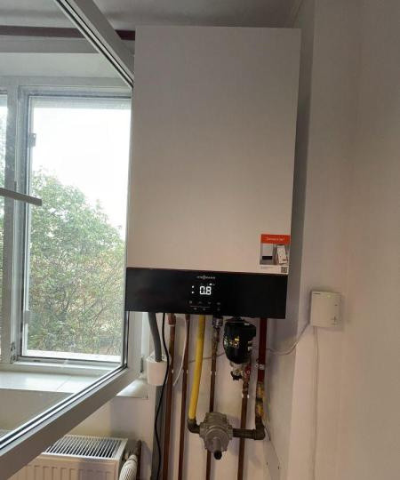 Apartament 3 camere- centrala proprie-zona Drumul Taberei / Parc Moghioros