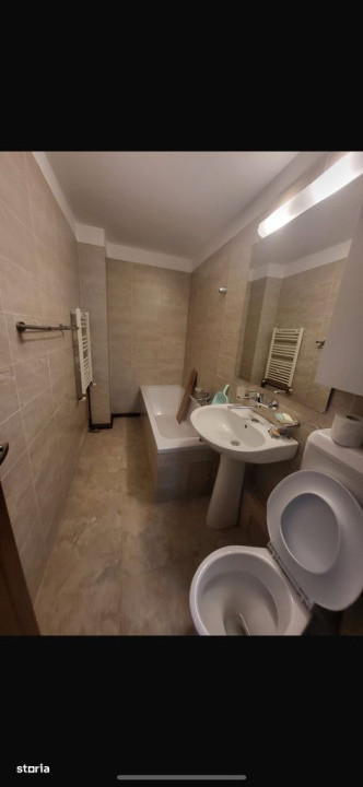 APARTAMENT 3 CAMERE 13 SEPTEMBRIE-RAZOARE