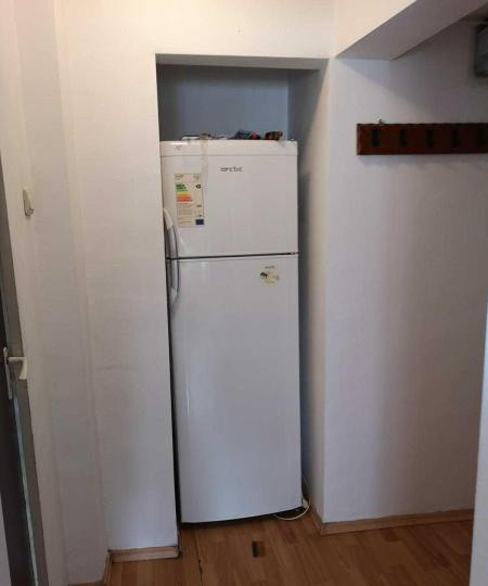 Apartament -2 camere-semidecomandat-zona Colentina