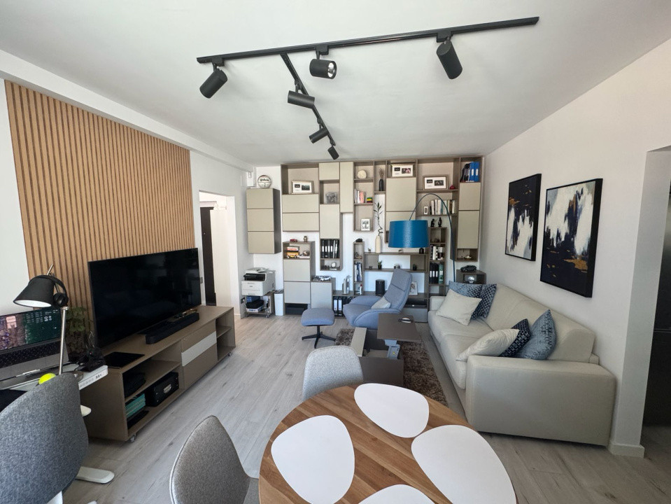 Apartament 2 camere-centrala-decomandat-zona Decebal
