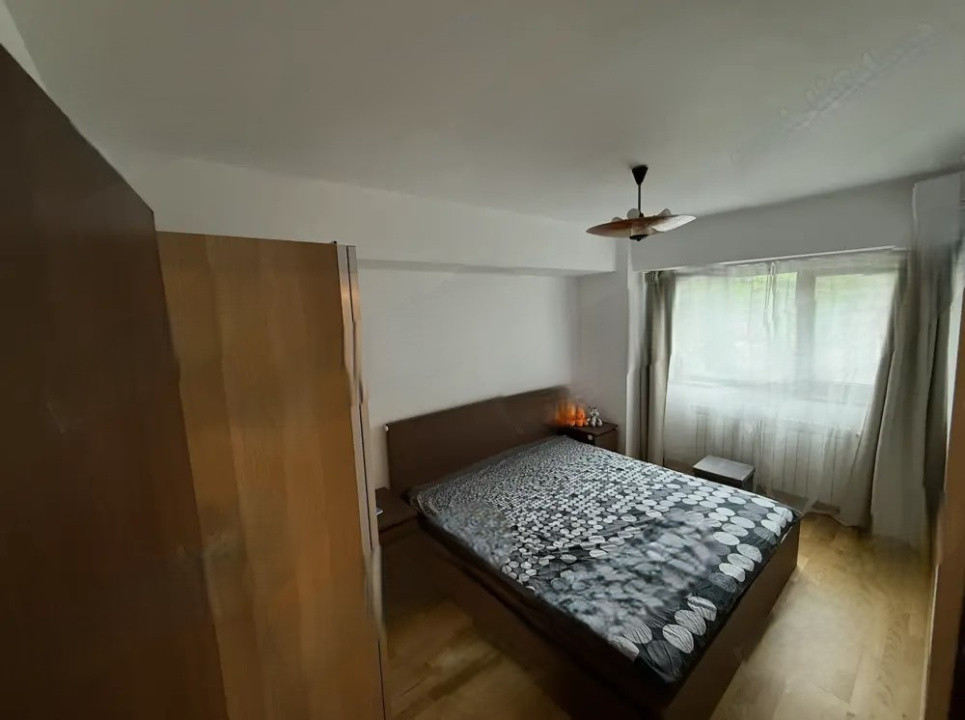 Apartament 4 camere -decomandat - zona Lujerului