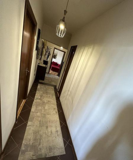 Apartament -3 camere-decomandat-zona Colentina