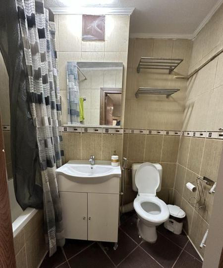 Apartament -3 camere-decomandat-zona Colentina