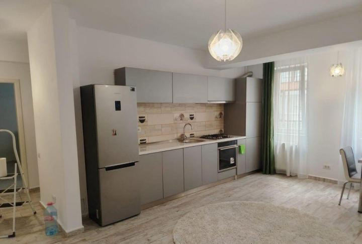 Apartament -2 camere-decomandat-zona Sebastian