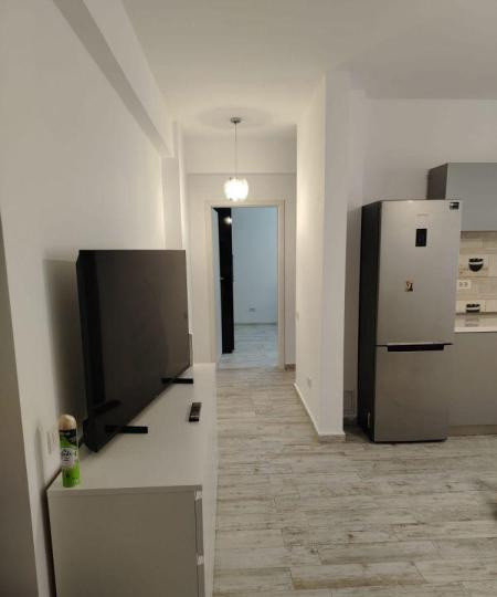 Apartament -2 camere-decomandat-zona Sebastian