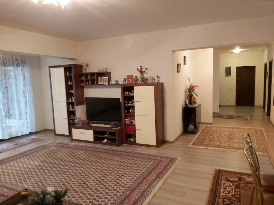 Apartament 3 camere-zona Grozavesti