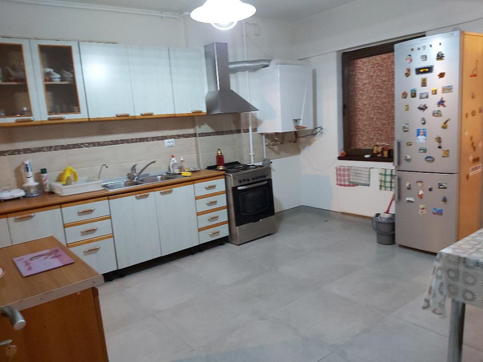 Apartament 3 camere-zona Grozavesti