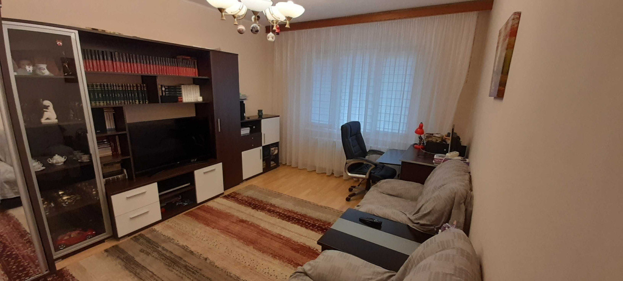 Apartament 3 camere-decomandat-zona Gorjului/Militari