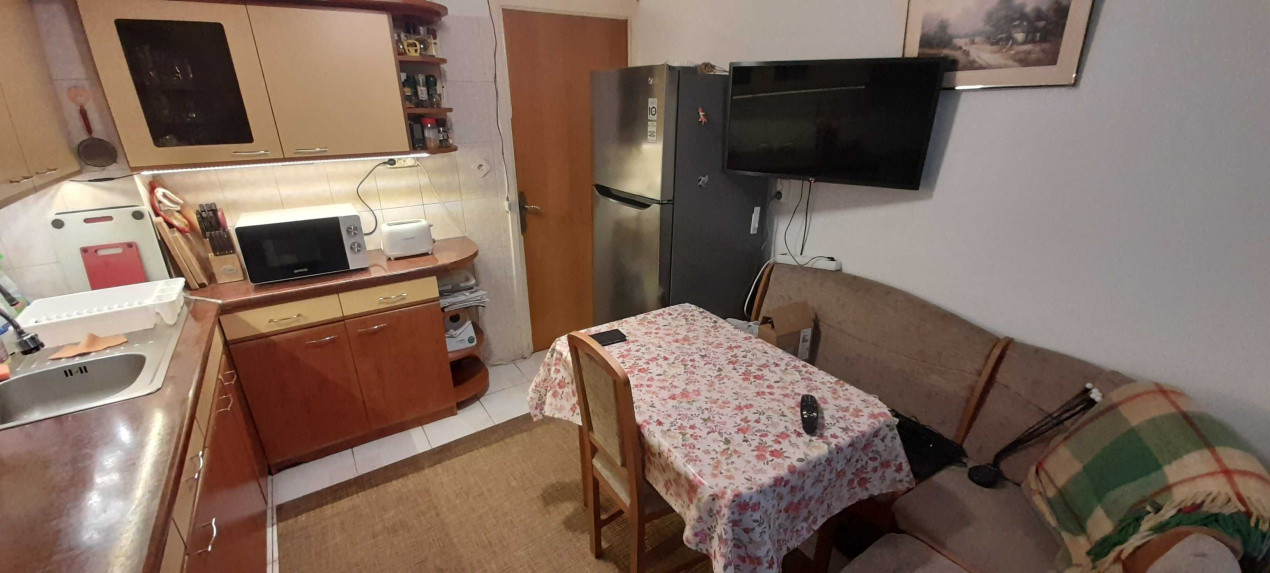 Apartament 3 camere-decomandat-zona Gorjului/Militari