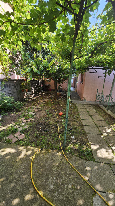 Teren + casa 4 camere -zona Ghencea/Dr Taberei 