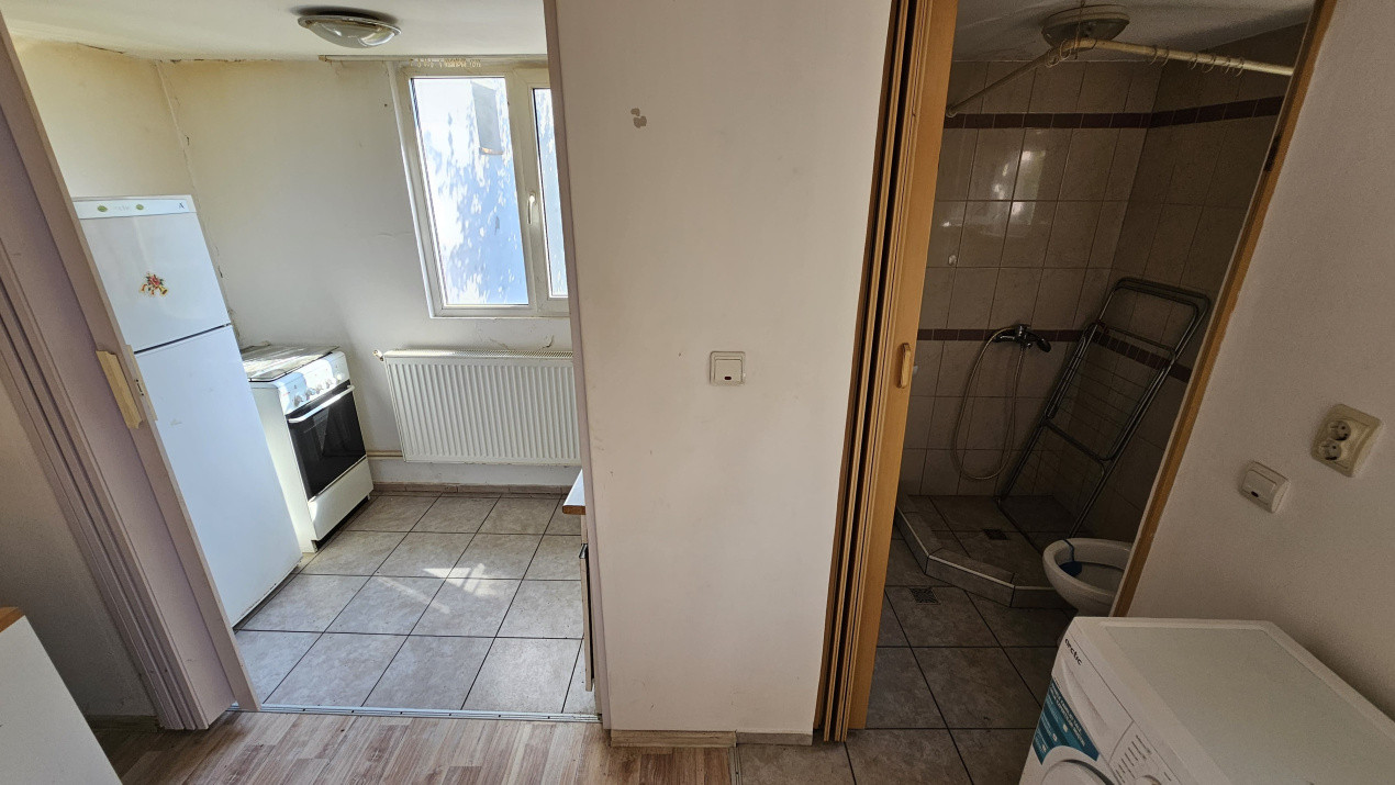 Teren + casa 4 camere -zona Ghencea/Dr Taberei 