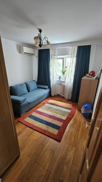 Apartament 4 camere decomandat-centrala -zona Gorjului