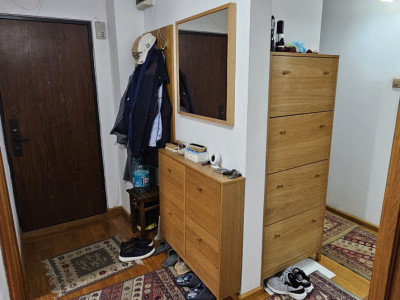 Apartament 4 camere decomandat-cnetrala -zona Gorjului