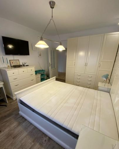 Apartament -3 camere -decomandat-Zona Militari Residence